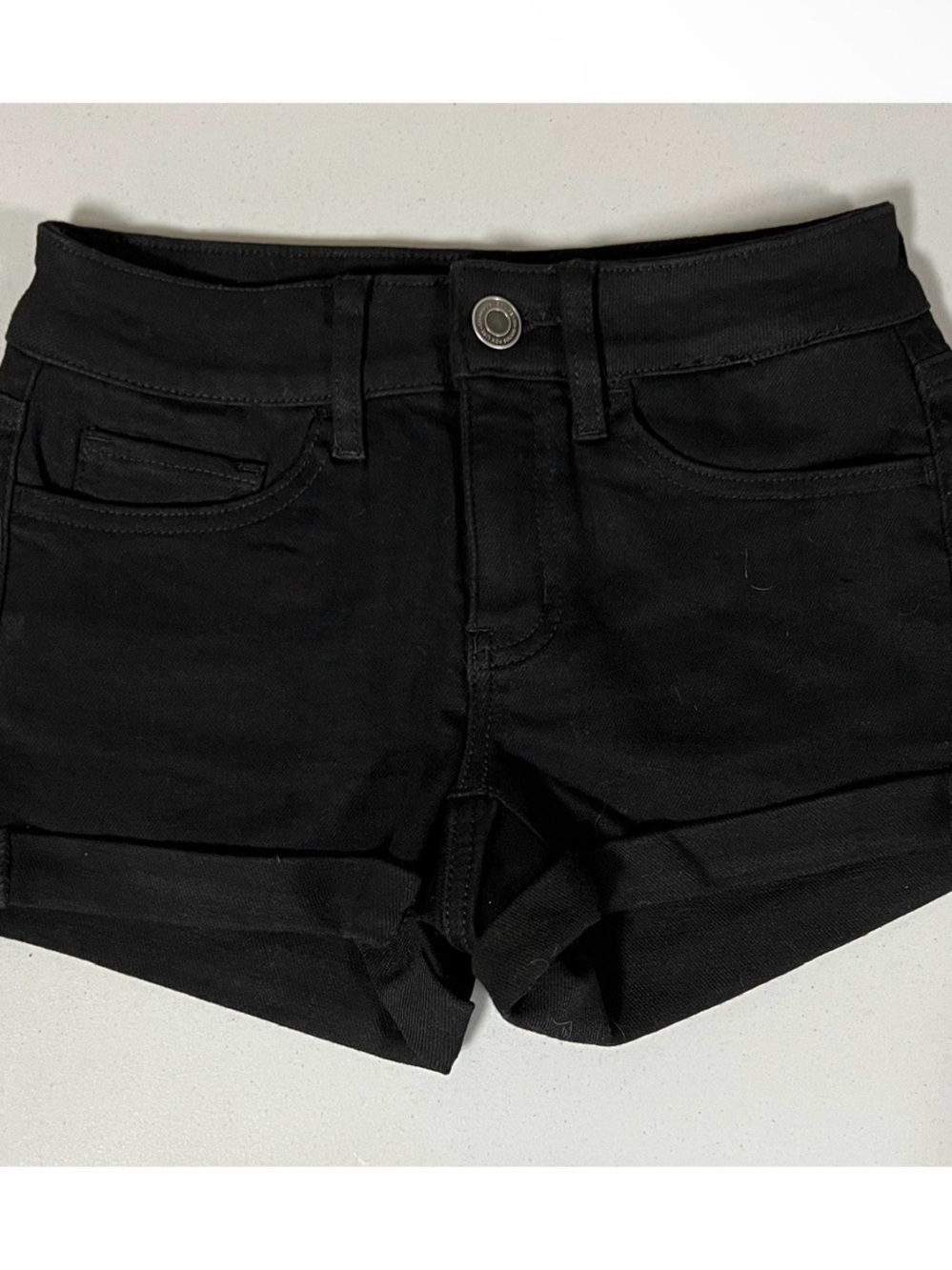 Black Low-Rise Jean Denim Cuffed Shorts Bottoms Size 1 (25W) 🖤 #shorts #summer